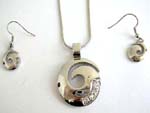 Wholesale jewelry trade distributors supply wholesale cz jewelry sets. Spiral charm cz jewelry set includes an exquisite snake chain necklace with a set of fish hook earrings