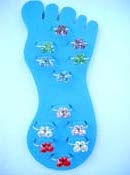 Teen's fashion toe ring with feet display