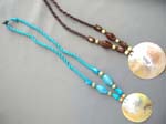 Jewelry manufacturing export trader, Unique beaded necklace string with iridescent seashell pendant
